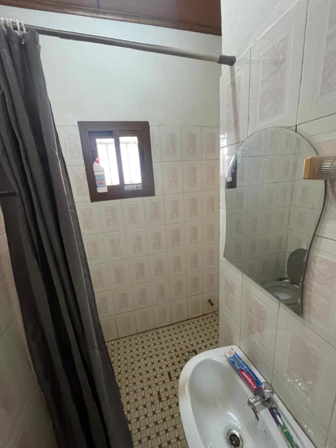 Km'S Cozy Spacious Calm Appart Meuble Yaoundé エクステリア 写真